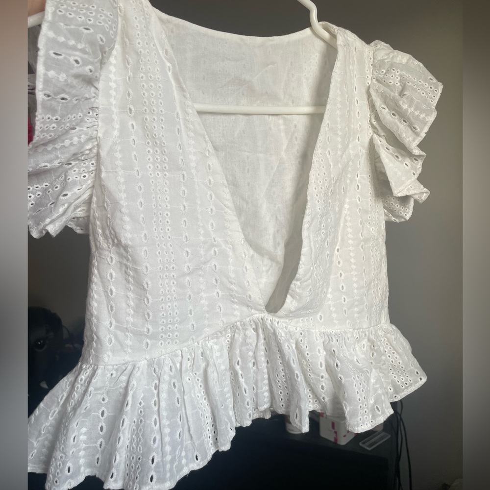 Romantic White Cropped Blouse with Eye-lit Detailing